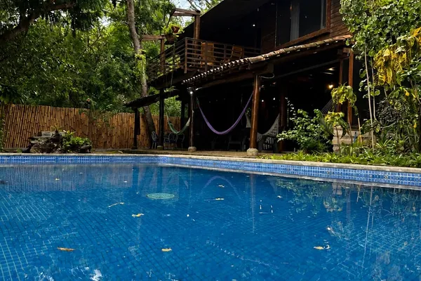 Naturaleza y aves — Casa Mafalda